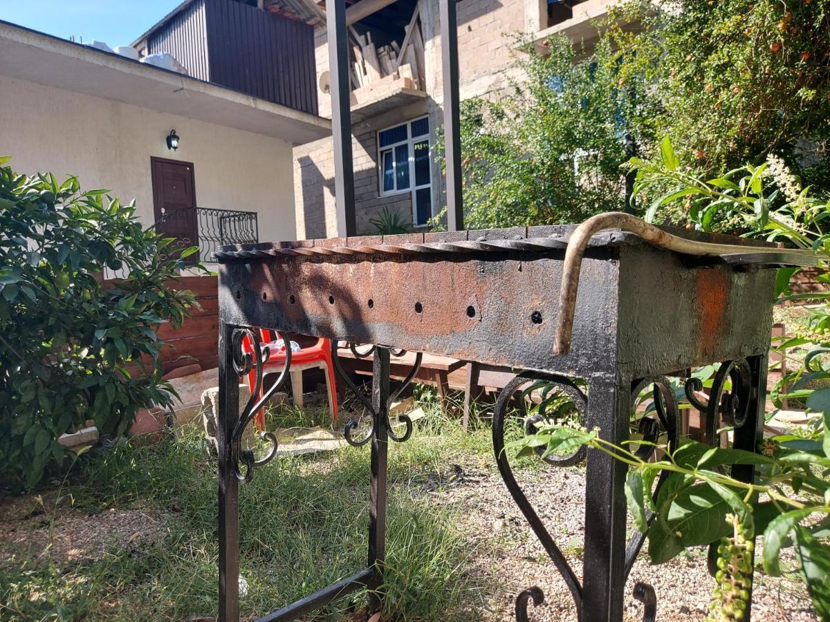 Гостевой Дом София 400 М До Моря Gagra Exterior foto